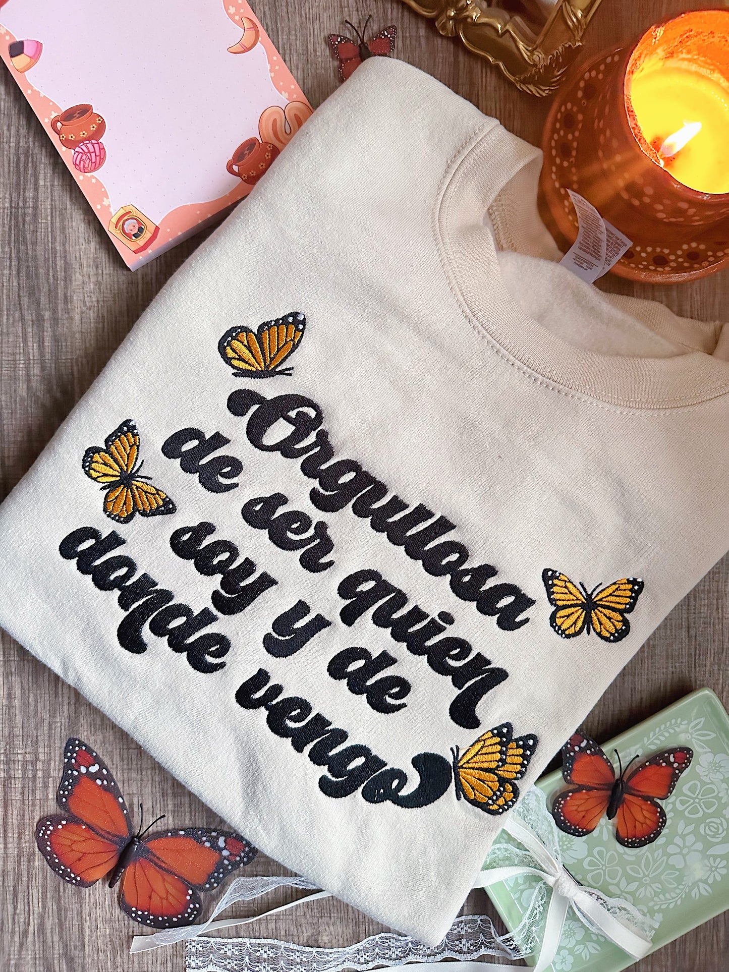 Orgullosa - Embroidered Crewneck