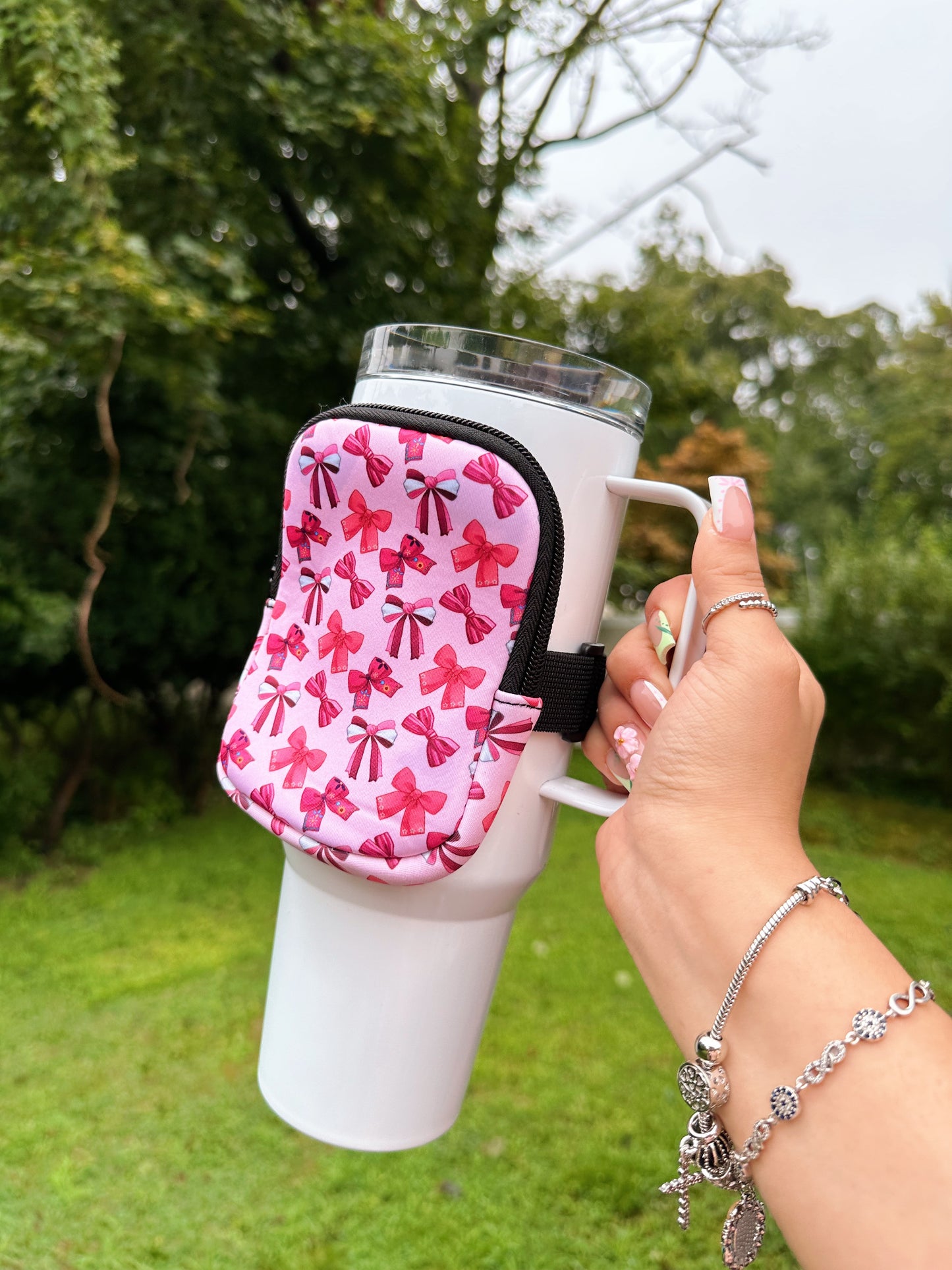 Pink Mexican Bows - Bottle Pouch